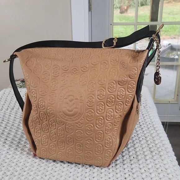 Marino Orlandi backpack or shoulder bag Huge-os with gold hardware - Picture 10 of 11